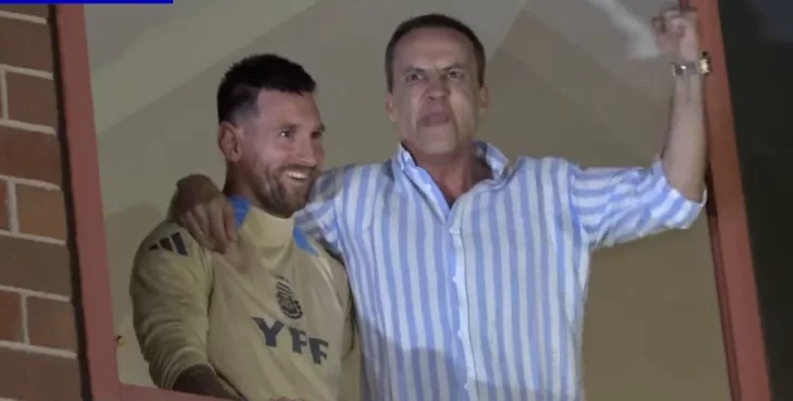 Quién es el “Tío Soria”, el periodista fanático de Messi que lo acompañó en su saludo de cumpleaños