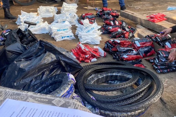 Desbaratan una banda dedicada a la venta de artículos de bicicletas: lo secuestrado tiene un valor de unos $5 millones