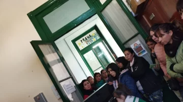 Drama en una escuela del centro por robos a alumnos y al personal dentro del establecimiento Drama en una escuela del centro por robos a alumnos y al personal dentro del establecimiento