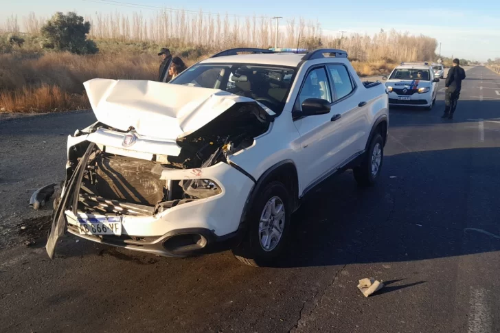 Accidente en Ruta 40: mendocinos chocaron contra una camioneta detenida en un semáforo