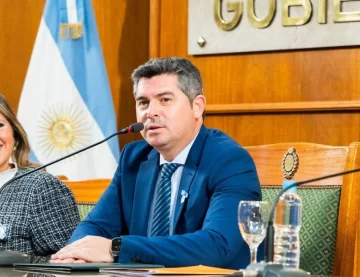 El gobernador Orrego sobre la aprobación de la Ley Bases: “Es un gran paso para salir adelante” El gobernador Orrego sobre la aprobación de la Ley Bases: “Es un gran paso para salir adelante”