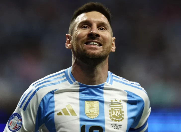 Histórico: el récord que consiguió Messi apenas pisó el campo de juego en el debut de Argentina ante Canadá Histórico: el récord que consiguió Messi apenas pisó el campo de juego en el debut de Argentina ante Canadá