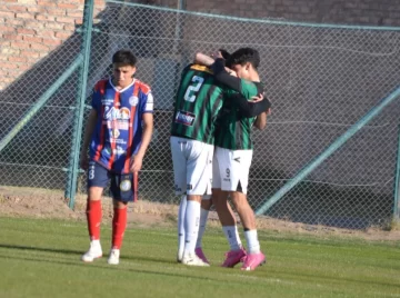 San Martín venció a San Lorenzo de Ullum y buscará la clasificación ante Desamparados San Martín venció a San Lorenzo de Ullum y buscará la clasificación ante Desamparados