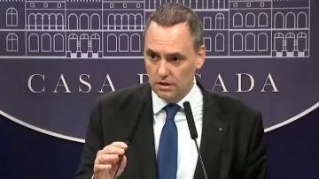 Manuel Adorni habló de su nuevo rol en el Gobierno, le agradeció al presidente y elogió a Francos Manuel Adorni habló de su nuevo rol en el Gobierno, le agradeció al presidente y elogió a Francos