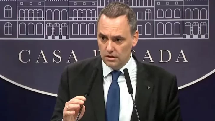 Manuel Adorni habló de su nuevo rol en el Gobierno, le agradeció al presidente y elogió a Francos Manuel Adorni habló de su nuevo rol en el Gobierno, le agradeció al presidente y elogió a Francos