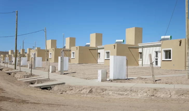 Denuncian graves fallas estructurales en un barrio del IPV entregado hace 15 meses por Uñac Denuncian graves fallas estructurales en un barrio del IPV entregado hace 15 meses por Uñac