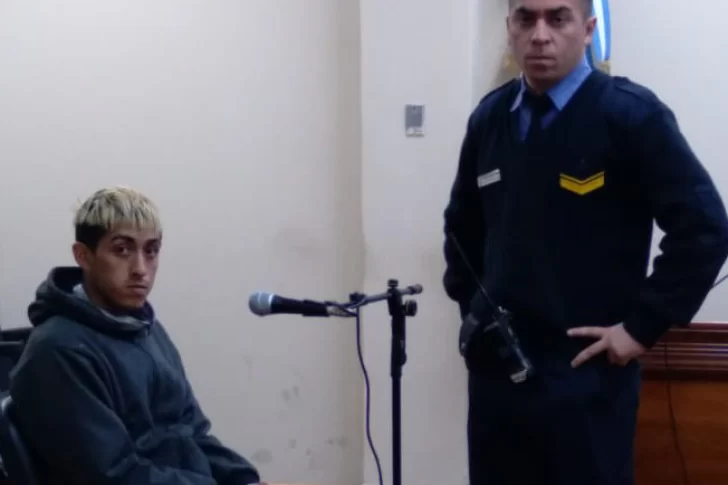 Una pelea entre familias y casi un crimen contra una chica, un joven con preventiva