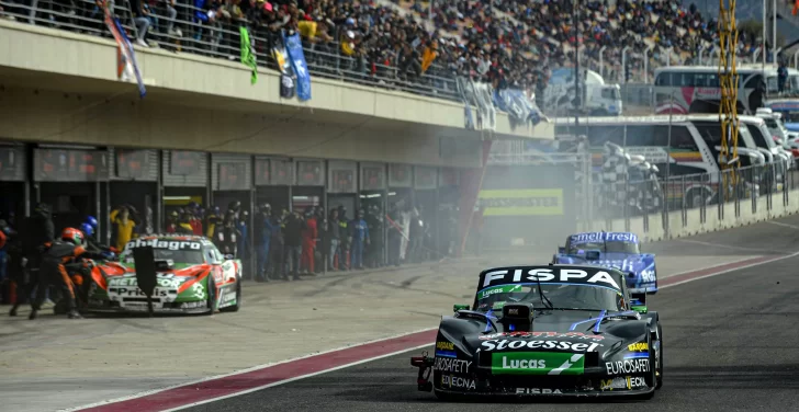 El TC, a 35 vueltas y con doble ingreso a los boxes El TC, a 35 vueltas y con doble ingreso a los boxes