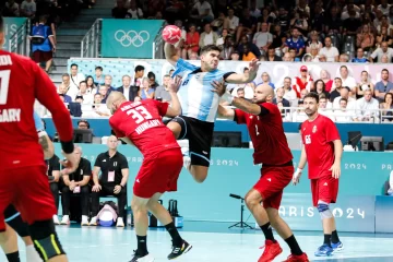 Los Gladiadores cayeron ante Hungría y se retiró lesionado Diego Simonet Los Gladiadores cayeron ante Hungría y se retiró lesionado Diego Simonet