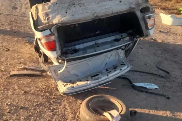 Una familia de turistas volcó en Mendoza: dos muertos y tres heridos