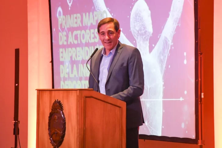 Tras la polémica con Messi, el Gobierno echó al subsecretario de Deportes, Julio Garro