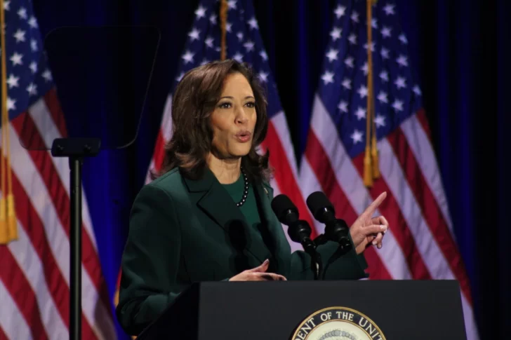 Los nuevos desafíos que enfrentará Kamala Harris, la heredera de Biden que intentará derrotar a Donald Trump