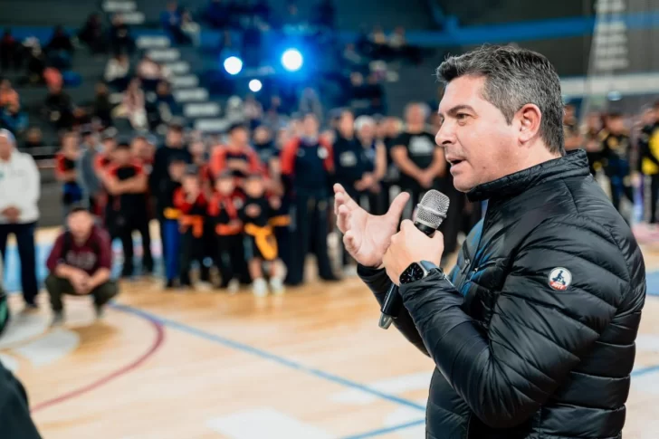 El gobernador Orrego, presente en el 48º aniversario de la Escuela Taiwan El gobernador Orrego, presente en el 48º aniversario de la Escuela Taiwan