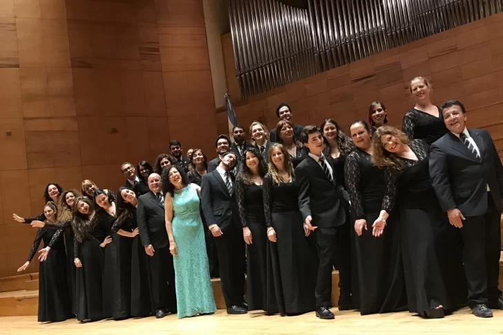 Un lindo cruce: la Facultad de Ingeniería le abre las puertas al Coro Beruti
