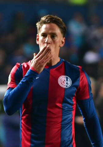 San Lorenzo y Vélez buscan un paso más San Lorenzo y Vélez buscan un paso más