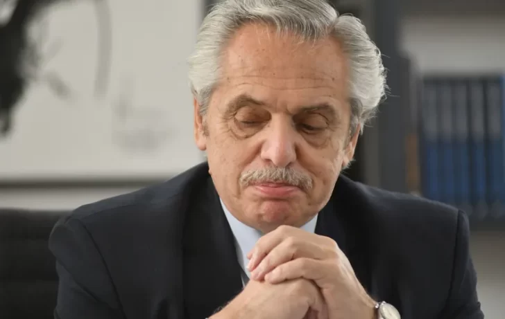 Alberto Fernández renunció como presidente del Partido Justicialista Alberto Fernández renunció como presidente del Partido Justicialista