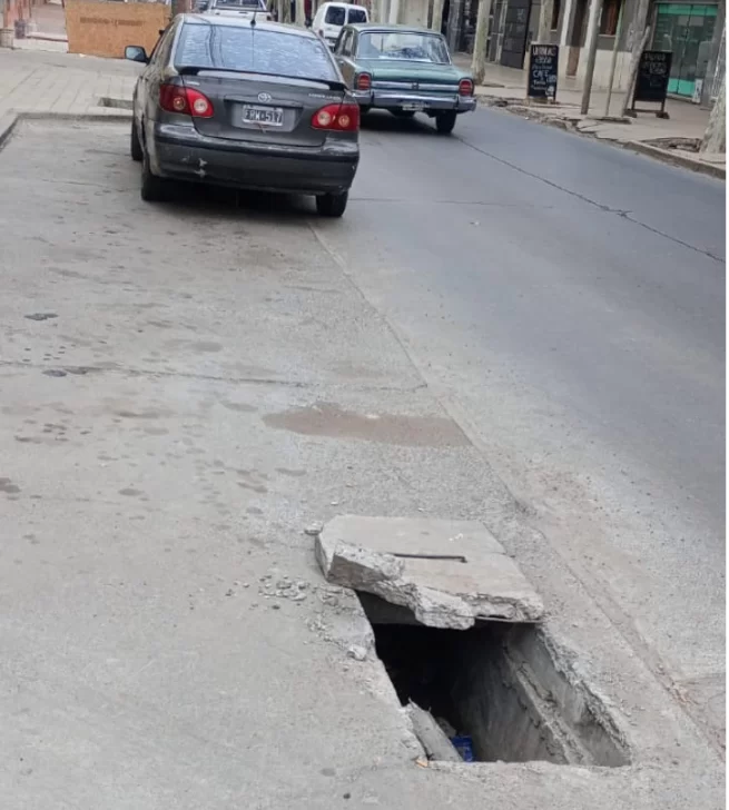 Trampas mortales frente a una clínica Trampas mortales frente a una clínica