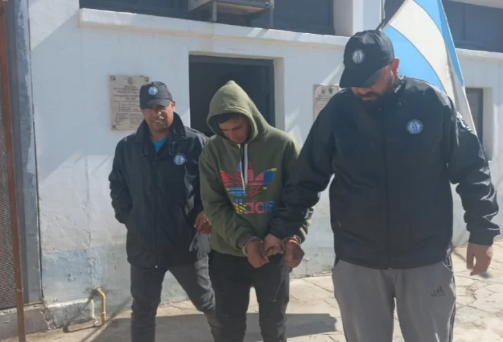 Cumplía condena por matar a su hermano pero rompió las salidas transitorias: lo capturaron y vuelve al Penal Cumplía condena por matar a su hermano pero rompió las salidas transitorias: lo capturaron y vuelve al Penal