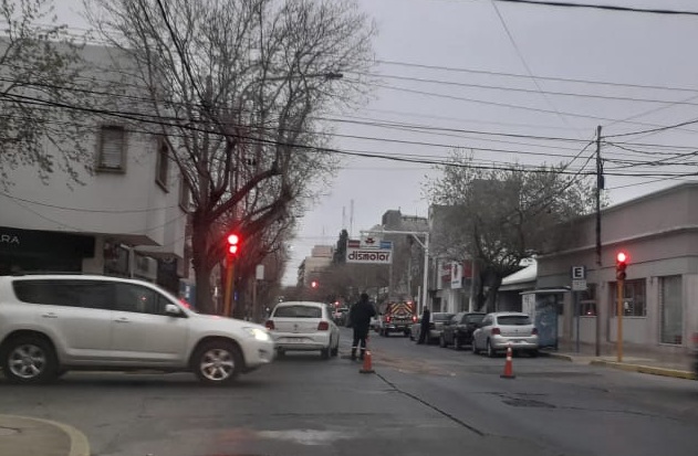 Complicación en el microcentro por derrame de gasoil Complicación en el microcentro por derrame de gasoil