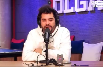 Homero Pettinato regresó a su programa tras el escándalo y le pidió disculpas a Javier Milei Homero Pettinato regresó a su programa tras el escándalo y le pidió disculpas a Javier Milei