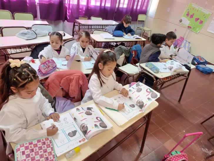 Comprendo y Aprendo: llegaron más de 24.000 libros para estudiantes y docentes de 1er y 2do grado Comprendo y Aprendo: llegaron más de 24.000 libros para estudiantes y docentes de 1er y 2do grado