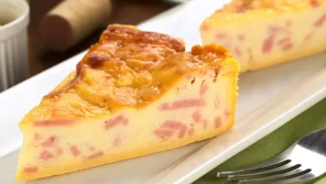 Tarta de jamón y queso: receta rápida para cocinar en solo 5 pasos Tarta de jamón y queso: receta rápida para cocinar en solo 5 pasos