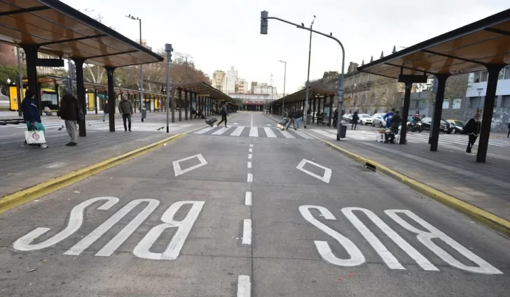 Los sindicatos del transporte impulsan un paro nacional de 24 horas para el 17 de octubre Los sindicatos del transporte impulsan un paro nacional de 24 horas para el 17 de octubre