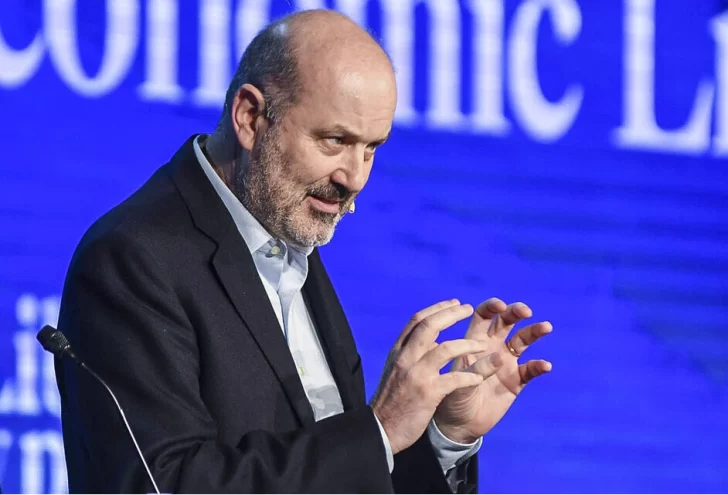 El Gobierno garantiza a empresarios flexibilidad para diseñar los despidos El Gobierno garantiza a empresarios flexibilidad para diseñar los despidos