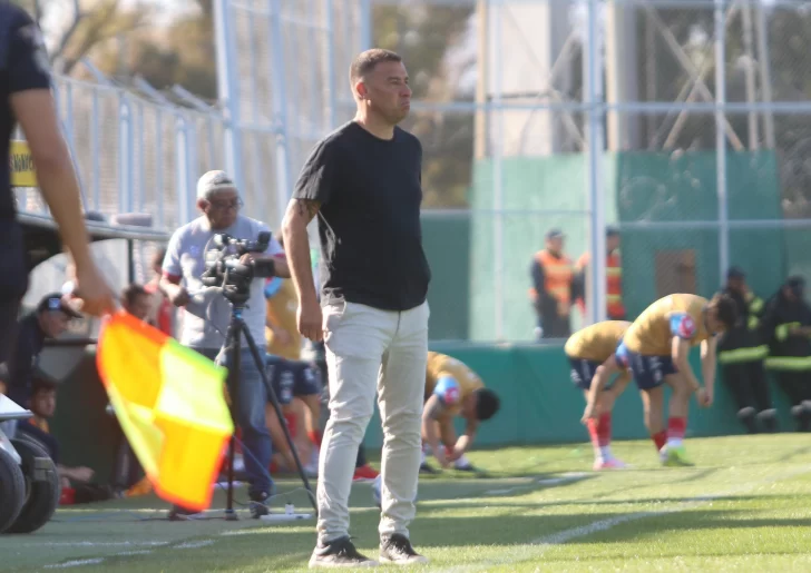 San Martín se define y viaja