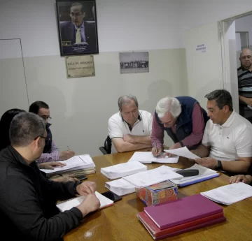 Virhuez ganó pero aún no lo oficializan Virhuez ganó pero aún no lo oficializan