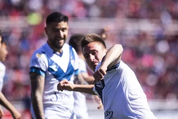 Vélez le amargó el debut a Muniain en San Lorenzo y es el único puntero Vélez le amargó el debut a Muniain en San Lorenzo y es el único puntero