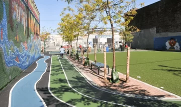 En Bélgica se recurre a parquizar los patios escolares En Bélgica se recurre a parquizar los patios escolares