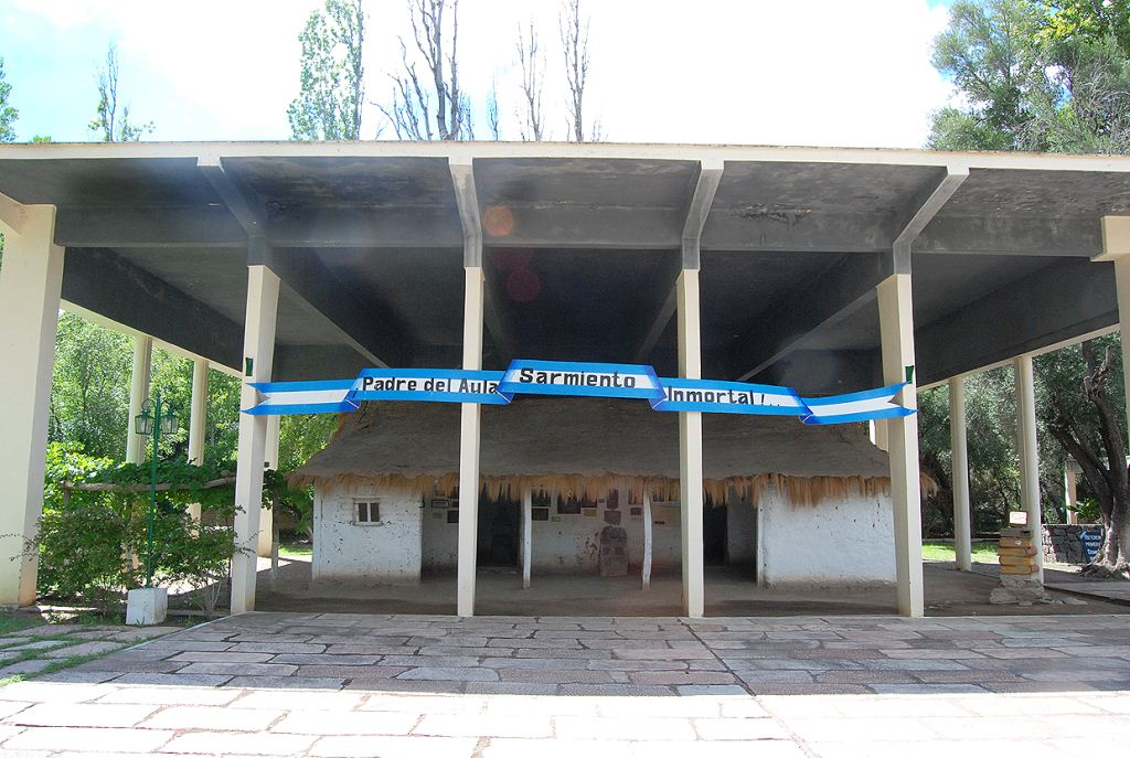 Una noche colonial en la Casa de Sarmiento Una noche colonial en la Casa de Sarmiento