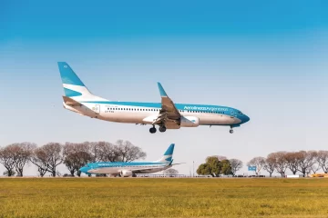 Un gremio de pilotos anunció medidas que afectaría los vuelos de Aerolíneas Argentinas