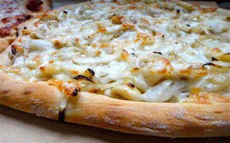 Receta de pizza fugazza: cómo preparar un clásico de la cocina argentina