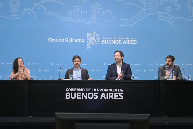 Kicillof lanzó su propia campaña de vacunación contra el dengue con una dura crítica contra Milei Kicillof lanzó su propia campaña de vacunación contra el dengue con una dura crítica contra Milei