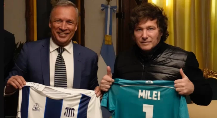 Milei recibió al presidente de Talleres después del escándalo con el árbitro del partido contra Boca Milei recibió al presidente de Talleres después del escándalo con el árbitro del partido contra Boca