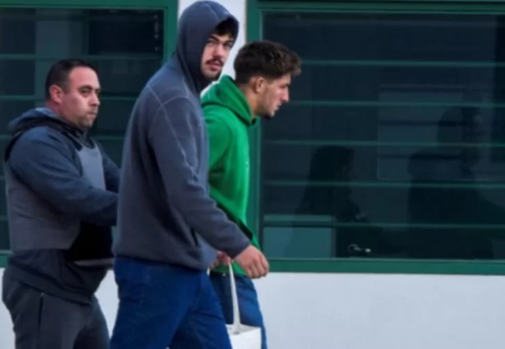 La Justicia autorizó la salida del país de los rugbiers franceses acusados de violación