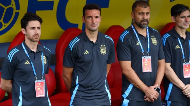 Malas noticias para Lionel Scaloni: la selección argentina anunció dos bajas de peso para las Eliminatorias Malas noticias para Lionel Scaloni: la selección argentina anunció dos bajas de peso para las Eliminatorias