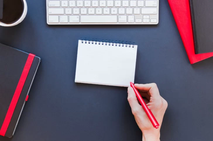 Cómo las herramientas de escritura con inteligencia artificial pueden ayudarte a escribir más rápido y de forma más inteligente Cómo las herramientas de escritura con inteligencia artificial pueden ayudarte a escribir más rápido y de forma más inteligente