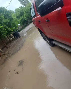 Calles inundadas y falta de alumbrado en Rawson Calles inundadas y falta de alumbrado en Rawson