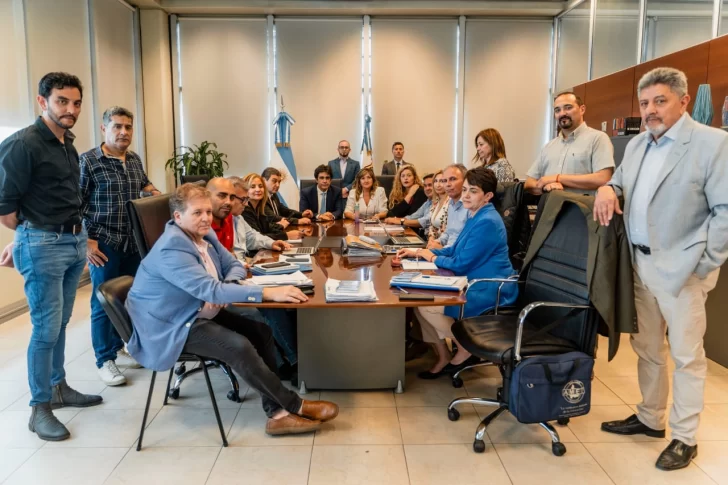 Paritaria docente: empezó la nueva reunión entre el Gobierno y los gremios Paritaria docente: empezó la nueva reunión entre el Gobierno y los gremios