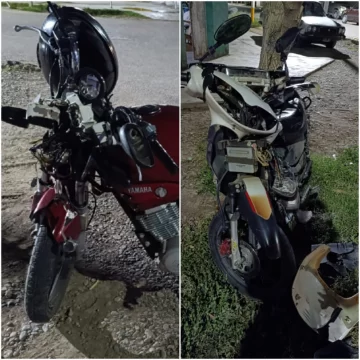 Insólito choque entre dos motos de frente terminó con uno de los motociclistas en el hospital Insólito choque entre dos motos de frente terminó con uno de los motociclistas en el hospital