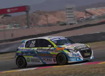 TN en el Villicum: Antolin logró la primera pole y los hermanos Leánez, después de los #20 TN en el Villicum: Antolin logró la primera pole y los hermanos Leánez, después de los #20