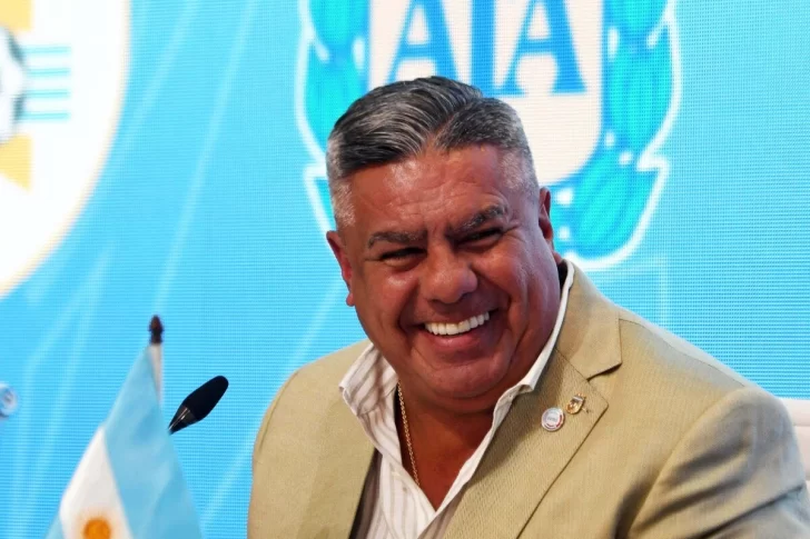 Chiqui Tapia declaró ganancias por más de $800 millones al año: entre sus bienes figuran un terreno y una casa en San Juan