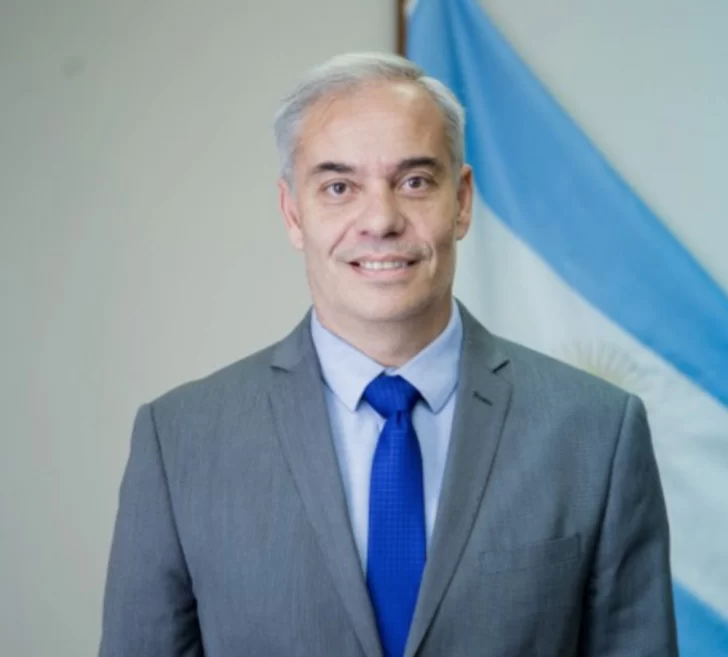 Diputados designó a Luis Emilio Estebes como nuevo Contador General de la provincia Diputados designó a Luis Emilio Estebes como nuevo Contador General de la provincia