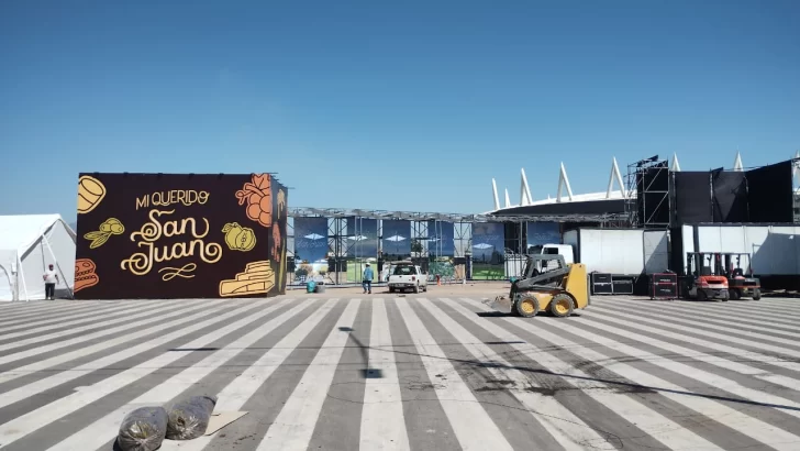 FNS 2024: a contrarreloj se trabaja para poner a punto los stands de la feria FNS 2024: a contrarreloj se trabaja para poner a punto los stands de la feria