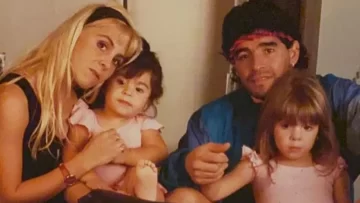 Claudia Villafañe recordó a Diego Maradona con un emotivo mensaje: “El cielo no quiso esperar” Claudia Villafañe recordó a Diego Maradona con un emotivo mensaje: “El cielo no quiso esperar”