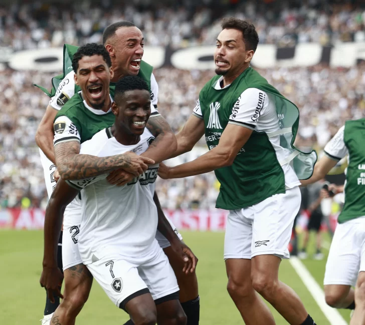 Botafogo hizo historia en el Monumental y festejó
