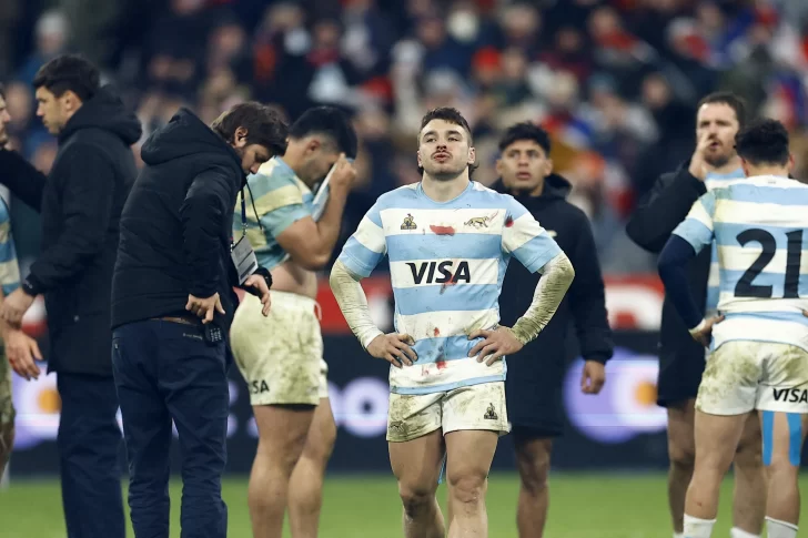 Francia aprovechó los errores de Los Pumas